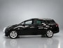 Opel Astra Sports Tourer 1.2 Edition 110pk, Navigatie, Achteruitrijcamera, Cruise controle, Airco, Elek ramen, Xenon verlichting, Pdc V/A, Lm velgen 16'', Nederlandse auto!! Bovag afleverpakket 695,-