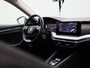 Skoda Octavia Combi 1.0 e-TSI Business Edition Plus | PANO SCHUIF-/KANTELDAK | STOEL-/STUURVERWARMING | ELEKTR. ACHTERKLEP | ACHTERUITRIJCAMERA | PARKEERSENSOREN VOOR EN ACHTER |
