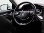 Skoda Octavia Combi 1.0 e-TSI Business Edition Plus | PANO SCHUIF-/KANTELDAK | STOEL-/STUURVERWARMING | ELEKTR. ACHTERKLEP | ACHTERUITRIJCAMERA | PARKEERSENSOREN VOOR EN ACHTER |
