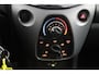 Toyota Aygo 1.0 VVT-i x-play | Achteruitrijcamera | Apple Carplay | Led Verlichting |