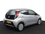 Toyota Aygo 1.0 VVT-i x-play | Achteruitrijcamera | Apple Carplay | Led Verlichting |