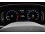 Volkswagen T-Roc 1.5 TSI 150pk DSG Life Navigatie Apple Carplay/Android Auto Parkeersensoren Camera Adaptive Cruise Control Park Assist StoelverwarmingVirtual Cockpit