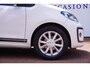 Volkswagen Up! 1.0 BMT high up! ZOMER AKTIE / Nieuwe APK / Airco / Stoel verw / Bluetooth / Radio/NIEUWE TYPE
