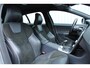 Volvo V60 T3 R-Design | Standkachel | Afneembare trekhaak | Stoelverwarming voorzijde | Parkeersensoren achter | Bluetooth telefoonverbinding | Cruise Control