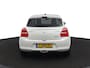 Suzuki Swift 1.2 Style Smart Hybrid | Keyless Entry | Stoelverwarming | Navigatie | Cruise Control | Achteruitrijcamera | Led Verlichting |