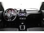 Suzuki Swift 1.2 Style Smart Hybrid | Keyless Entry | Stoelverwarming | Navigatie | Cruise Control | Achteruitrijcamera | Led Verlichting |