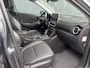 Hyundai Kona 1.6 GDI HEV Premium / Trekhaak / 1300 kg Trekgewicht / Stoel & Stuurverwarming / Navigatiesysteem / Apple Carplay & Android Auto / Achteruitrijcamera / Voor & achter sensoren /