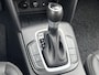 Hyundai Kona 1.6 GDI HEV Premium / Trekhaak / 1300 kg Trekgewicht / Stoel & Stuurverwarming / Navigatiesysteem / Apple Carplay & Android Auto / Achteruitrijcamera / Voor & achter sensoren /