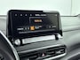 Hyundai Kona Electric EV Fashion 64 kWh | SOH 96.4% | Achteruitrij camera | Navigatie | Parkeersensoren | Head up display |
