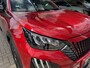 Peugeot 2008 1.2 Turbo 100 PK Allure | Facelift Model | Trekhaak 1200KG | Navigatie | LED Verlichting | Cruise Control | Hoge Zitpositie | Parkeersensoren | DAB | Digitaal Dashboard | Half Lederen stoelen | Lichtmetalen Velgen 17 inch |