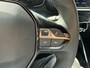 Peugeot 2008 1.2 Turbo 100 PK Allure | Facelift Model | Trekhaak 1200KG | Navigatie | LED Verlichting | Cruise Control | Hoge Zitpositie | Parkeersensoren | DAB | Digitaal Dashboard | Half Lederen stoelen | Lichtmetalen Velgen 17 inch |