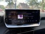Peugeot 2008 1.2 Turbo 100 PK Allure | Facelift Model | Trekhaak 1200KG | Navigatie | LED Verlichting | Cruise Control | Hoge Zitpositie | Parkeersensoren | DAB | Digitaal Dashboard | Half Lederen stoelen | Lichtmetalen Velgen 17 inch |