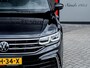 Volkswagen Tiguan 1.4 TSI eHybrid R-Line Business+ | Trekhaak (elektrisch) | Virtual Cockpit | Camera | Dode Hoek Detectie | Adaptieve Cruise Control | Climate Control | Metallic Lak | 19'' Lichtmetalen Velgen | LED Koplampen |