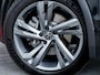 Volkswagen Tiguan 1.4 TSI eHybrid R-Line Business+ | Trekhaak (elektrisch) | Virtual Cockpit | Camera | Dode Hoek Detectie | Adaptieve Cruise Control | Climate Control | Metallic Lak | 19'' Lichtmetalen Velgen | LED Koplampen |