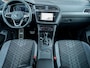 Volkswagen Tiguan 1.4 TSI eHybrid R-Line Business+ | Trekhaak (elektrisch) | Virtual Cockpit | Camera | Dode Hoek Detectie | Adaptieve Cruise Control | Climate Control | Metallic Lak | 19'' Lichtmetalen Velgen | LED Koplampen |