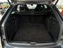 Skoda Superb Combi 1.5 TSI ACT Sportline Business | Trekhaak | Adaptieve Cruise Control | Achteruitrijcamera | Stoelverwarming | Sportstoelen | Navigatie | Climate Control | Metallic Lak | Memory |