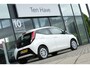 Toyota Aygo 1.0 VVT-i x-play MT | Achteruitrijcamera | Toerenteller | Smartp