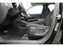Volvo XC40 1.5 T4 Plug-in hybrid Essential Bright FACELIFT!, WINTER PACK, CRUISE, CLIMA, NAVI, CAMERA, PDC V&A, APPLE CARPLAY/ANDROID AUTO, 36.951KM