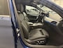 BMW 5-Serie Touring 530e xDrive High Exe PANO/TREKHAAK/H&K/HEAD-UP/ADAPTIVE-ONDERSTEL/18"/360CAMERA/LEER-COMFORT/MASSAGE+MEMORY/ACC/SFEER/LED/LUCHTVERING/PHYTONICBLAU/BMW DEALER HISTORIE