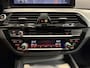 BMW 5-Serie Touring 530e xDrive High Exe PANO/TREKHAAK/H&K/HEAD-UP/ADAPTIVE-ONDERSTEL/18"/360CAMERA/LEER-COMFORT/MASSAGE+MEMORY/ACC/SFEER/LED/LUCHTVERING/PHYTONICBLAU/BMW DEALER HISTORIE