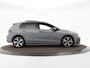Volkswagen Golf 1.5 eHybrid 272pk DSG GTE · Panoramadak · Camera · Matrix LED · Stuur- & Stoelverwarming · Sfeerverlichting · Apple/Android Car Play · Garantie t/m 15-09-2030 of 100.000km