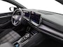 Volkswagen Golf 1.5 eHybrid 272pk DSG GTE · Panoramadak · Camera · Matrix LED · Stuur- & Stoelverwarming · Sfeerverlichting · Apple/Android Car Play · Garantie t/m 15-09-2030 of 100.000km