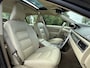 Volvo S80 1.6 T4 Summum Automaat / Schuif-Kanteldak / BLIS / Leder / Navi / Stoelverwarming / Clima / 18" / PDC / Xenon / Cruise /
