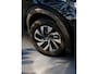 Volkswagen T-Roc Limited Edition | 'App-Connect' draadloze smartphone integratie | Automatische afstandsregeling (Adaptive Cruise Control) | Buitenspiegels elektrisch instel-, verwarm- en inklapbaar