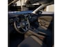 Volkswagen T-Roc Limited Edition | 'App-Connect' draadloze smartphone integratie | Automatische afstandsregeling (Adaptive Cruise Control) | Buitenspiegels elektrisch instel-, verwarm- en inklapbaar