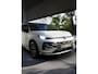 Volkswagen T-Roc Limited Edition | 'App-Connect' draadloze smartphone integratie | Automatische afstandsregeling (Adaptive Cruise Control) | Buitenspiegels elektrisch instel-, verwarm- en inklapbaar