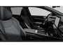 Volkswagen ID.7 Tourer Pro S Limited Edition | Achterbank in ongelijke delen neerklapbaar incl. middenarmsteun en doorlaadmogelijkheid | Afstandscontrolesysteem (Front Assist), met voetgangers- en fietsersherkenning | Airconditioning automatisch, 2-zone (Climatronic)