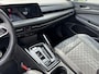 Volkswagen Golf 1.5 eTSI 150pk DSG R-Line Business+ · Panoramadak · Harman Kardon Audio · Camera · Stoelverwarming · Apple/Android Car Play · 18'' Velgen ·