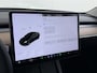 Tesla Model 3 Performance AWD 513PK Facelift Warmtepomp Lmv 20" Panoramadak Adap.Cruise Elek.Verwarmde Stoelen+Memory Inductieladen Navi Camera's Ecc Leder SOH 85.6% Led Pdc Privacy Glas Elek.Achterklep Keyless 4WD Fabrieksgarantie op Accu en Motor tot 18-02-2029/192.000KM