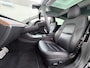 Tesla Model 3 Performance AWD 513PK Facelift Warmtepomp Lmv 20" Panoramadak Adap.Cruise Elek.Verwarmde Stoelen+Memory Inductieladen Navi Camera's Ecc Leder SOH 85.6% Led Pdc Privacy Glas Elek.Achterklep Keyless 4WD Fabrieksgarantie op Accu en Motor tot 18-02-2029/192.000KM