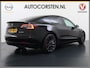 Tesla Model 3 Performance AWD 513PK Facelift Warmtepomp Lmv 20" Panoramadak Adap.Cruise Elek.Verwarmde Stoelen+Memory Inductieladen Navi Camera's Ecc Leder SOH 85.6% Led Pdc Privacy Glas Elek.Achterklep Keyless 4WD Fabrieksgarantie op Accu en Motor tot 18-02-2029/192.000KM