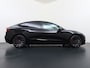 Tesla Model 3 Performance AWD 513PK Facelift Warmtepomp Lmv 20" Panoramadak Adap.Cruise Elek.Verwarmde Stoelen+Memory Inductieladen Navi Camera's Ecc Leder SOH 85.6% Led Pdc Privacy Glas Elek.Achterklep Keyless 4WD Fabrieksgarantie op Accu en Motor tot 18-02-2029/192.000KM