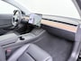 Tesla Model 3 Performance AWD 513PK Facelift Warmtepomp Lmv 20" Panoramadak Adap.Cruise Elek.Verwarmde Stoelen+Memory Inductieladen Navi Camera's Ecc Leder SOH 85.6% Led Pdc Privacy Glas Elek.Achterklep Keyless 4WD Fabrieksgarantie op Accu en Motor tot 18-02-2029/192.000KM