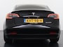 Tesla Model 3 Performance AWD 513PK Facelift Warmtepomp Lmv 20" Panoramadak Adap.Cruise Elek.Verwarmde Stoelen+Memory Inductieladen Navi Camera's Ecc Leder SOH 85.6% Led Pdc Privacy Glas Elek.Achterklep Keyless 4WD Fabrieksgarantie op Accu en Motor tot 18-02-2029/192.000KM