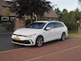 Volkswagen Golf Variant 1.5 TSI R-Line | Camera | Sfeerverlichting | ACC | Apple Carplay | NL-Auto |