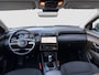 Hyundai Tucson 1.6 T-GDI 150pk MHEV Comfort Smart | Camera | Carplay | 19-inch Velgen | Navigatie | Stoel/Stuurverwarming | Elek. bed. achterklep | DAB | Draadloos telefoonlader | Premium Audio |