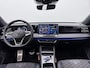 Volkswagen Tiguan 1.5 eHybrid R-Line Edition / Panodak / Zwenk.Trekhaak / Camera / ACC / Dodehoeksensoren / IQ - light /