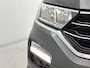 Volkswagen T-Roc 1.5 TSI Style | ACHTERUITRIJCAMERA | TREKHAAK | STOELVERWARMING | VIRTUAL COCKPIT | PARKEERSENSOREN | CLIMATE CONTROL | APPLE CARPLAY \ ANDROID AUTO |