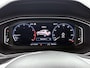 Volkswagen T-Roc 1.5 TSI Style | ACHTERUITRIJCAMERA | TREKHAAK | STOELVERWARMING | VIRTUAL COCKPIT | PARKEERSENSOREN | CLIMATE CONTROL | APPLE CARPLAY \ ANDROID AUTO |