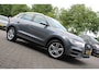 Audi Q3 1.4 TFSI CoD Sport Advance Sport S-Tronic 150pk Clima/Cruise/Bi-Xenon/PDCv+a/Navi/Bluetooth/LED/RadioCD/18"LM/APK30-6-2027
