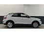 Volkswagen T-Roc 1.0 TSI Style 110pk Navi / DAB / Carplay / Stoelverwarming