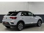 Volkswagen T-Roc 1.0 TSI Style 110pk Navi / DAB / Carplay / Stoelverwarming