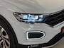 Volkswagen T-Roc 1.0 TSI Style 110pk Navi / DAB / Carplay / Stoelverwarming