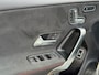 Mercedes-Benz A-klasse 180 AMG Line | Pano | Sfeer | Airco | Cruise