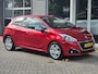 Peugeot 208 1.2 PureTech Signature Carplay Navi Pdc Cruise Controle