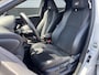 Toyota Yaris 1.5 Hybrid GR Sport Bi-tone, Stoelverwarming, Stuurwiel verwarmd, Dodehoekdetectie, LED, Parkeersensoren,